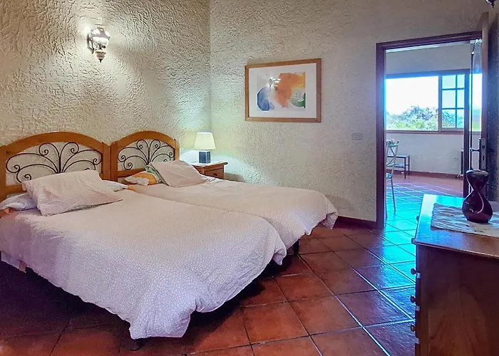 Del Cancel * El Tanque