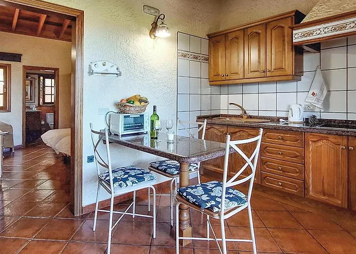 Del Cancel * El Tanque